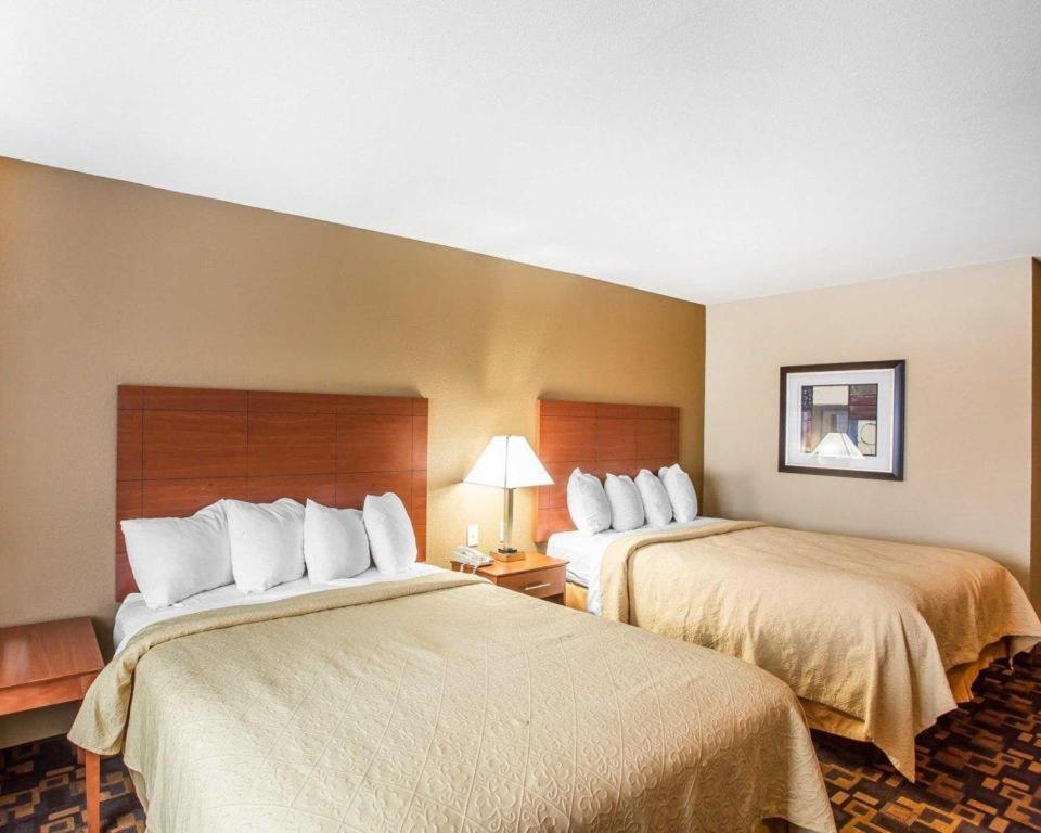 Quality Inn & Suites Mount Juliet Exterior photo